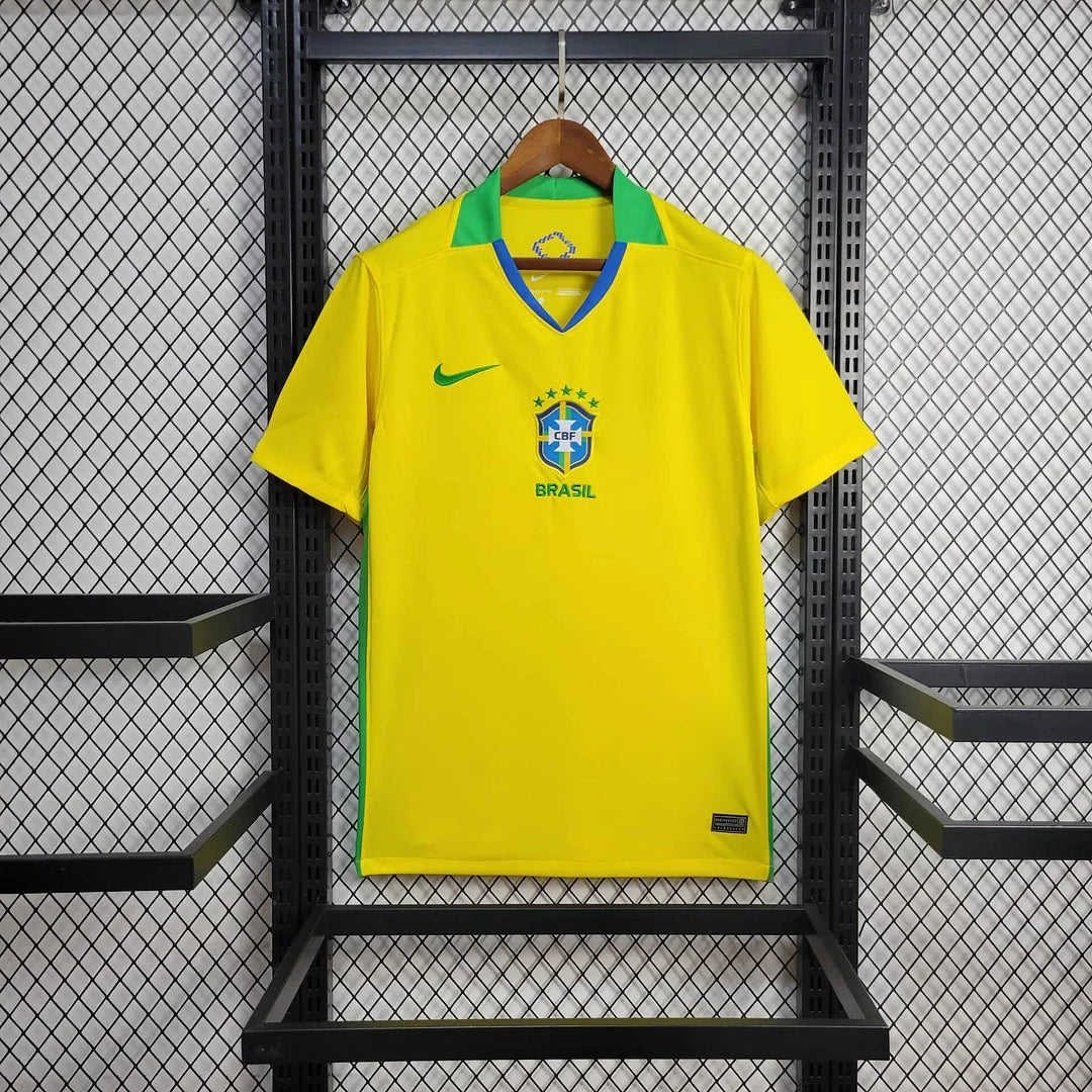 Camiseta local de Brasil 2025