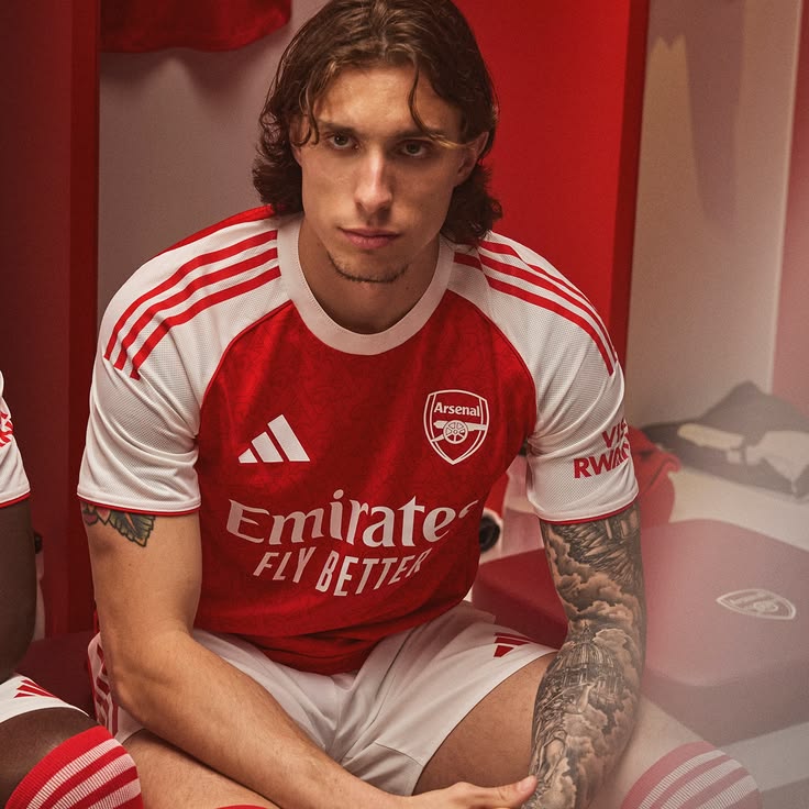 arsenal home 2025-26