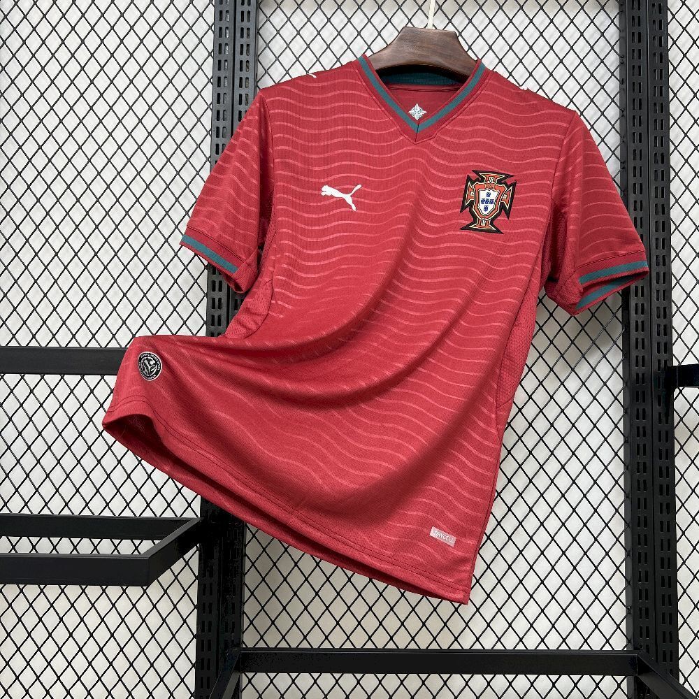 Camiseta local de Portugal para el Mundial de 2026