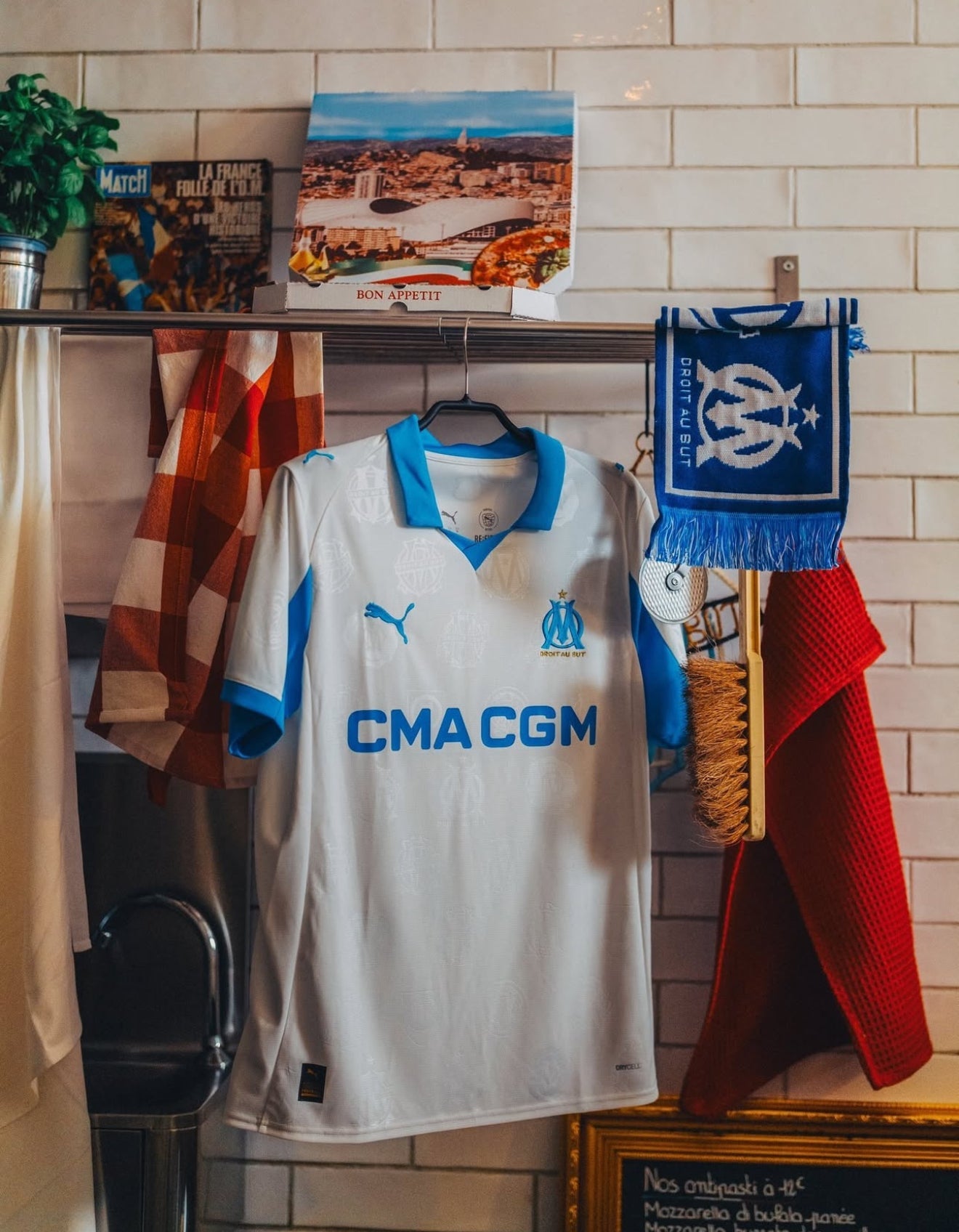 Camiseta local del Marsella 2025/26