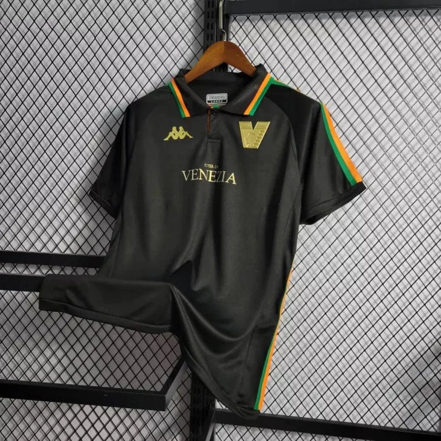 Camiseta de local del Venezia 2022/23