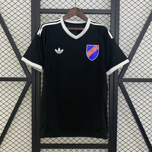Camiseta del centenario de Colo Colo