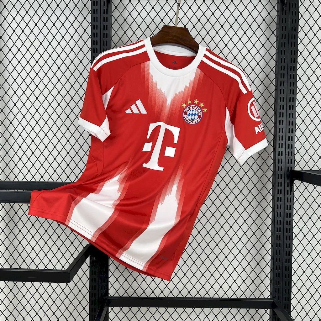 Camiseta Local del Bayern de Múnich 25/26