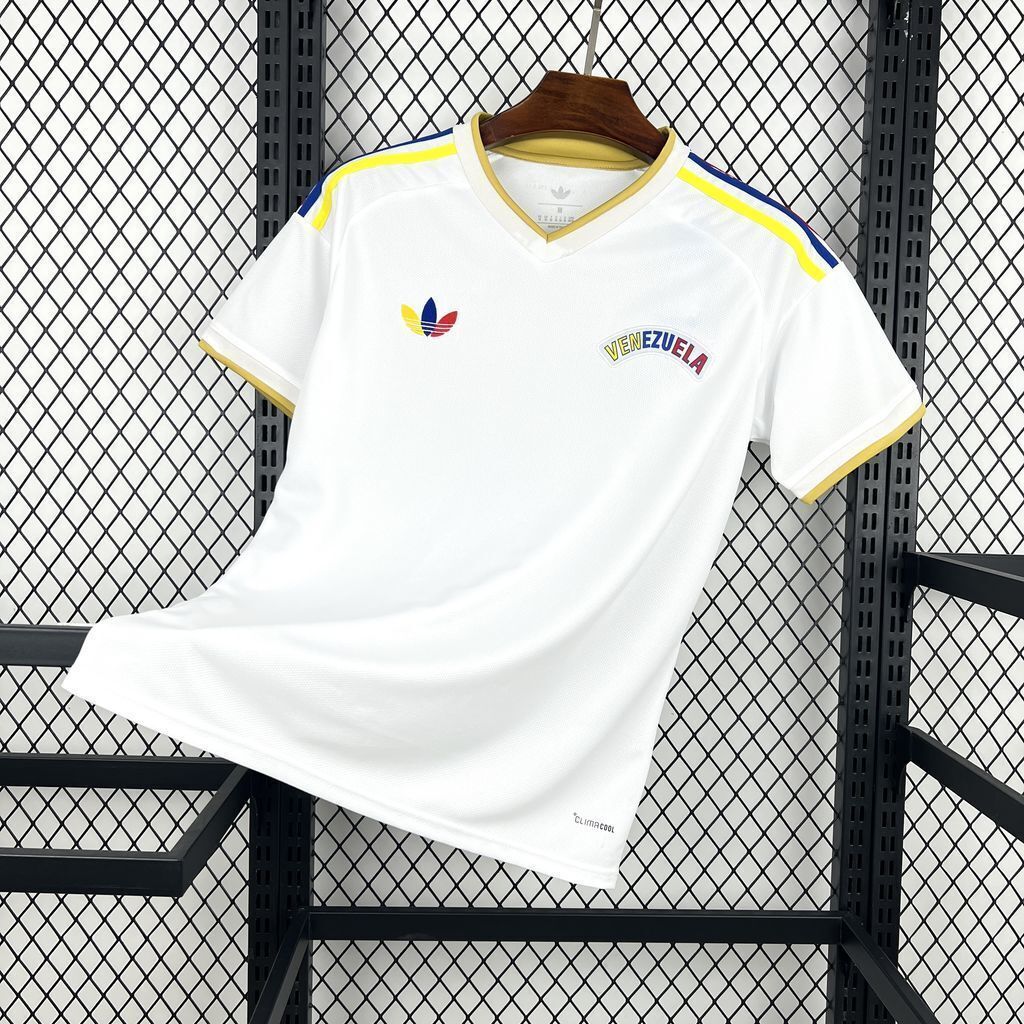 Camiseta de visitante de Venezuela para el Mundial 2026