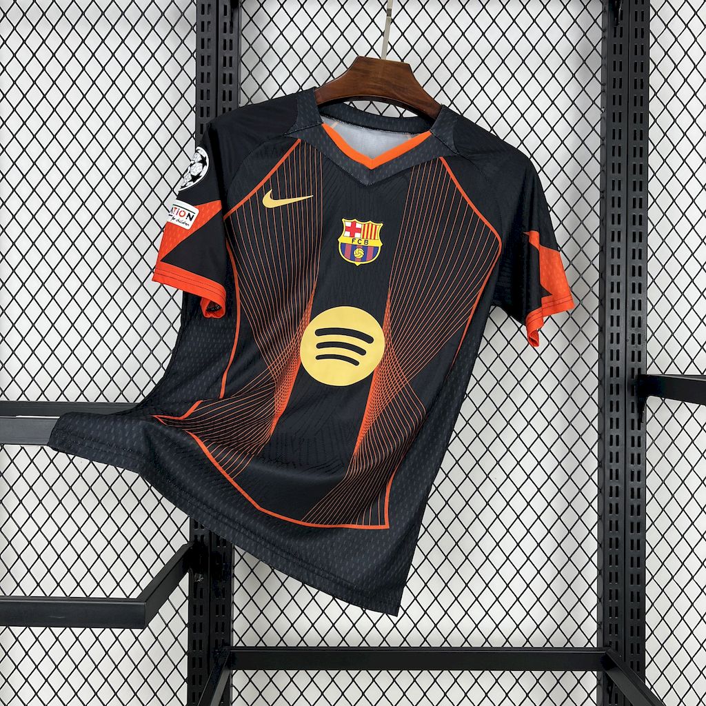 Camiseta de edición especial del Barcelona (negra y naranja)