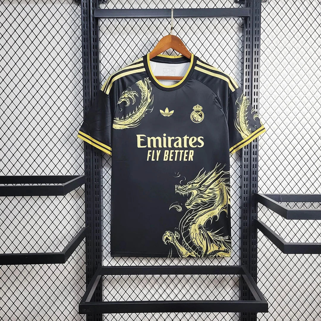 Camiseta de edición especial "Dragón de Oro" del Real Madrid 25/26