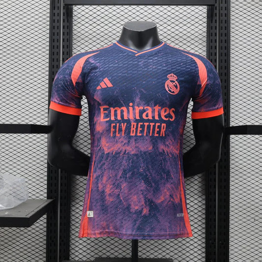 Camiseta de edición especial 25/26 Real Madrid "Resplandor Celestial"