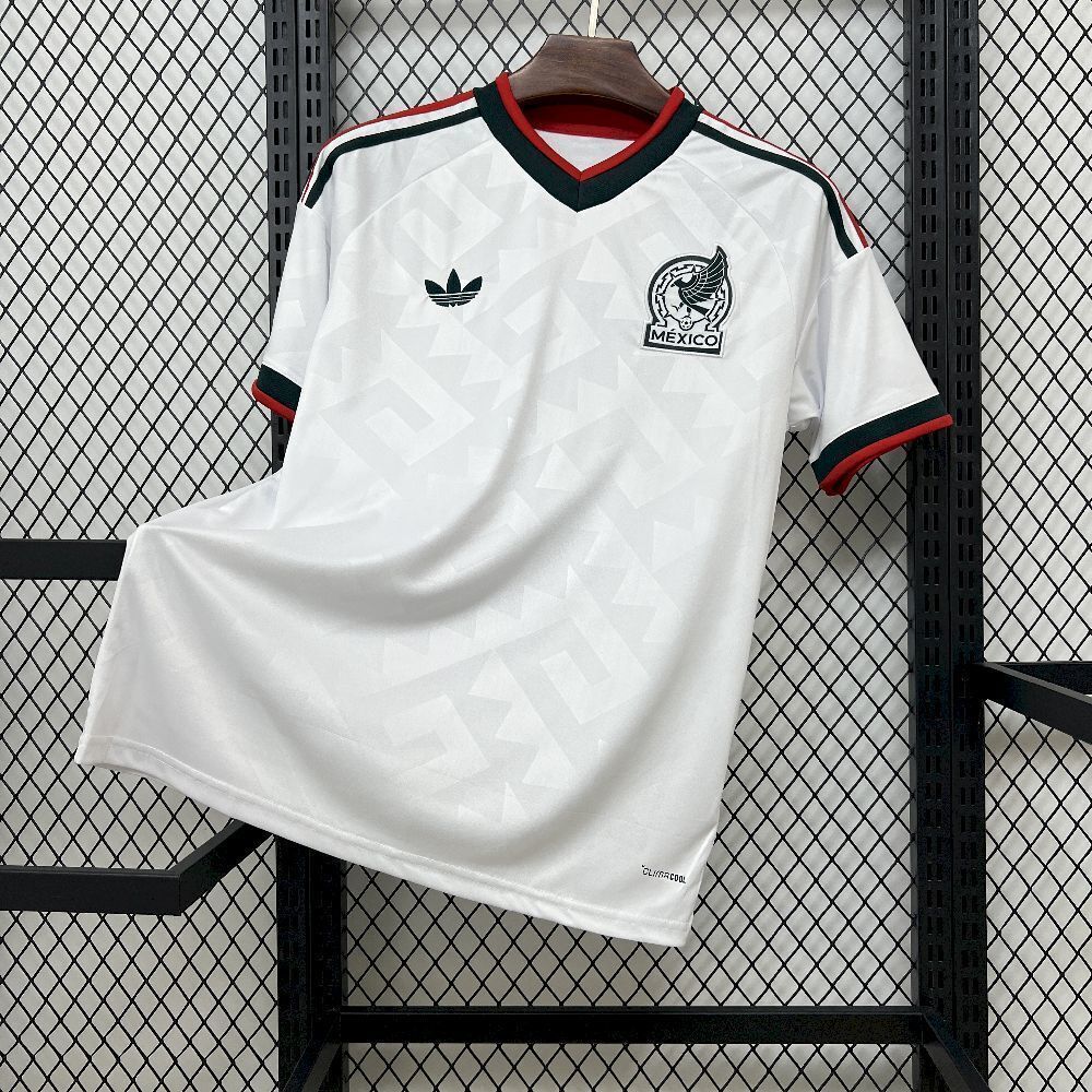 Camiseta de visitante de México para el Mundial 2026