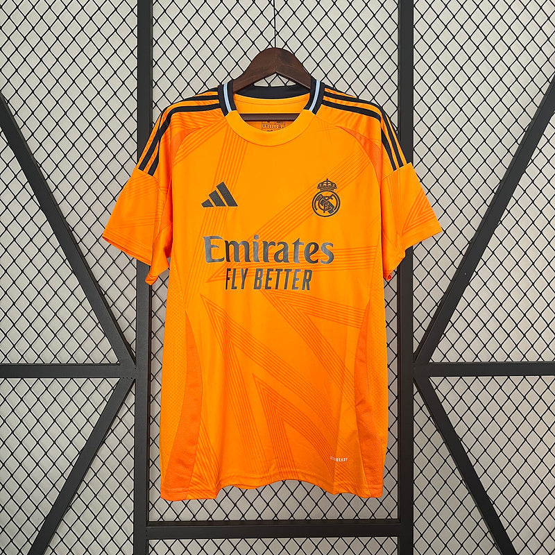 Camiseta visitante del Real Madrid 2024/25