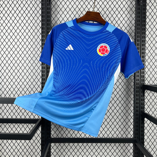Uniforme prepartido de Colombia para la Copa Mundial 2026