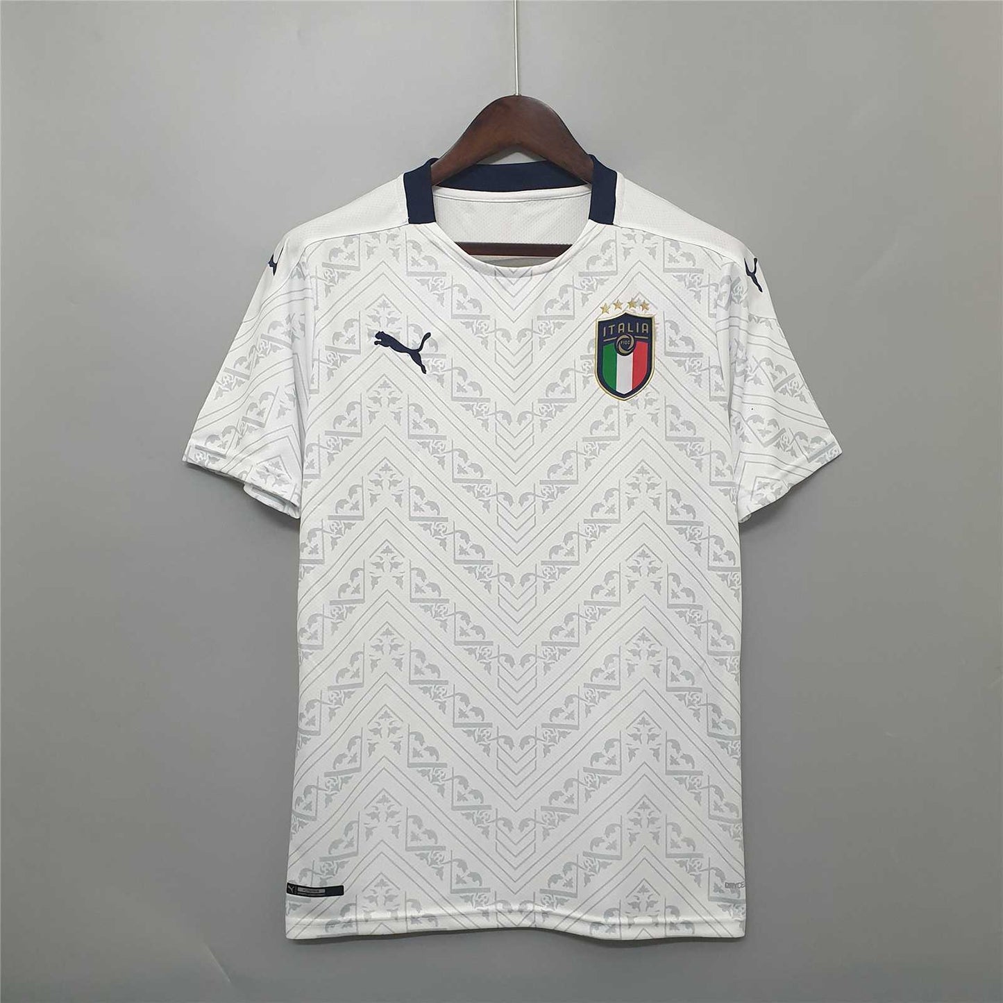Camiseta de visitante de Italia 2020/21