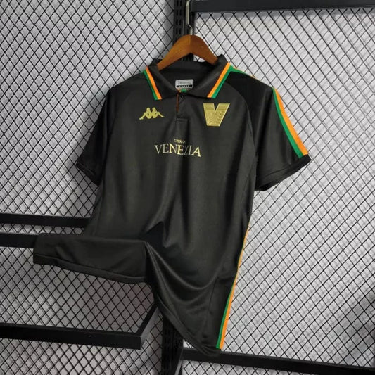 Camiseta de local del Venezia 2022/23
